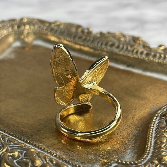 Butterfly Gold Ring - Picture 3 of 5